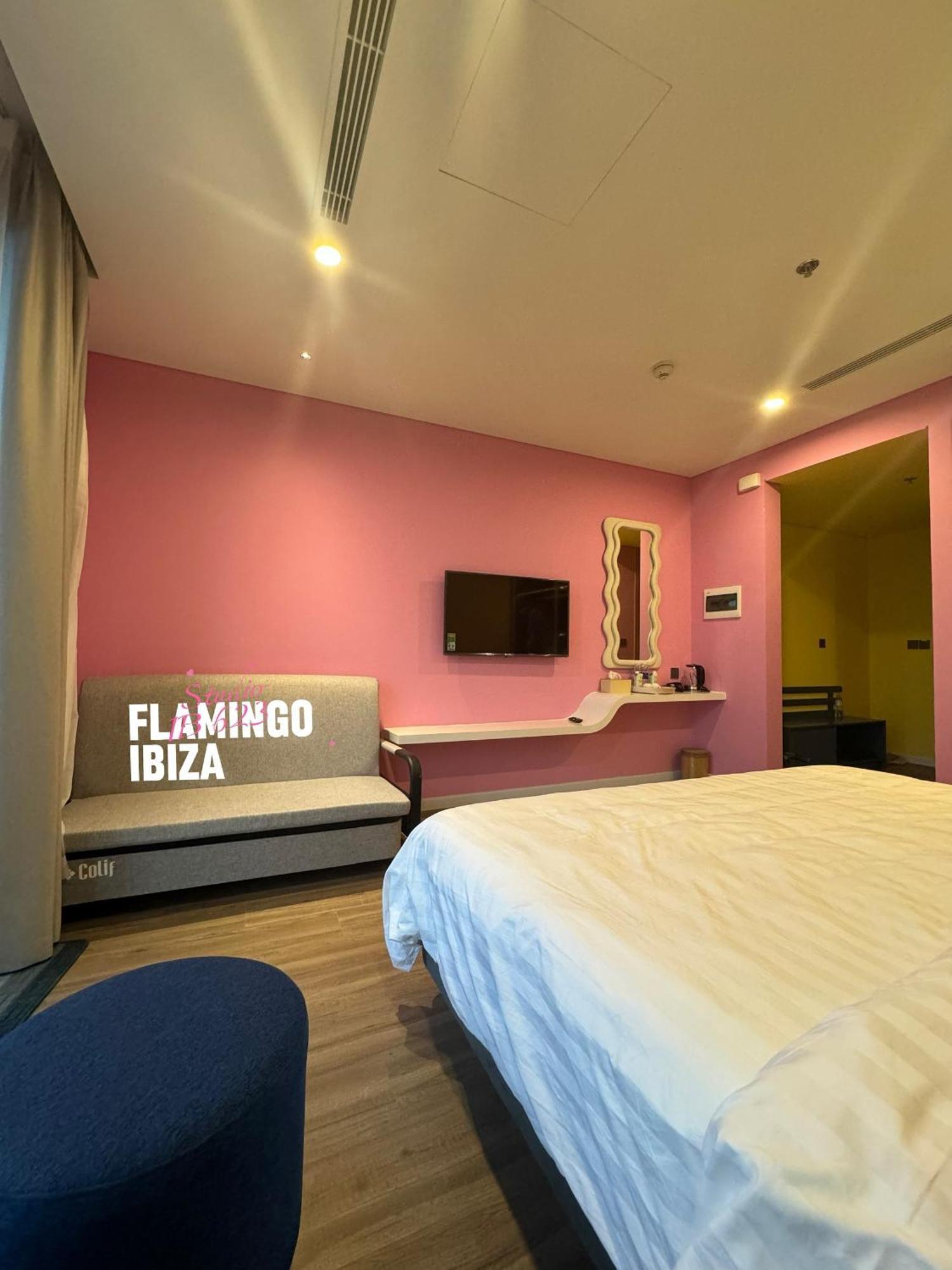 Flamingo Ibiza Aparthotel Nam Khe Exterior photo